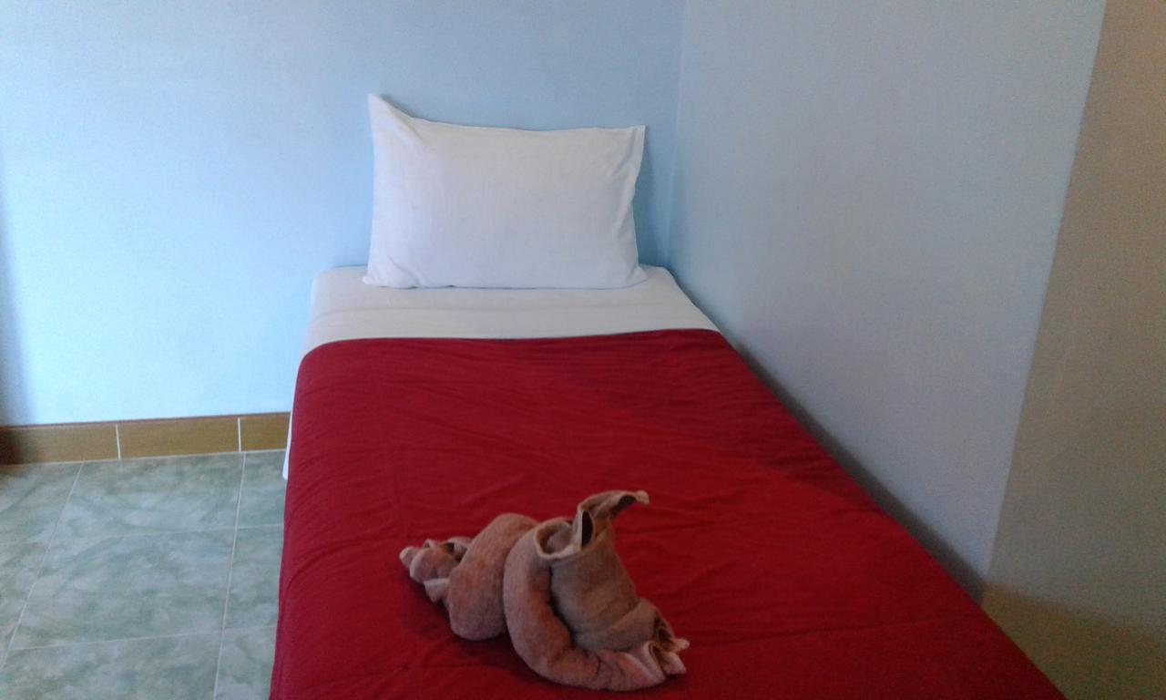Feng Shui House Hotell Patong Exteriör bild