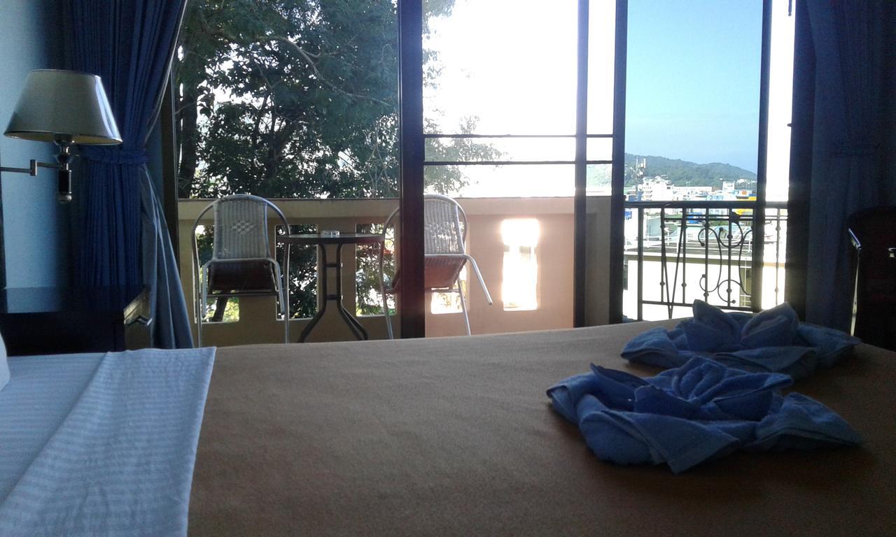 Feng Shui House Hotell Patong Exteriör bild