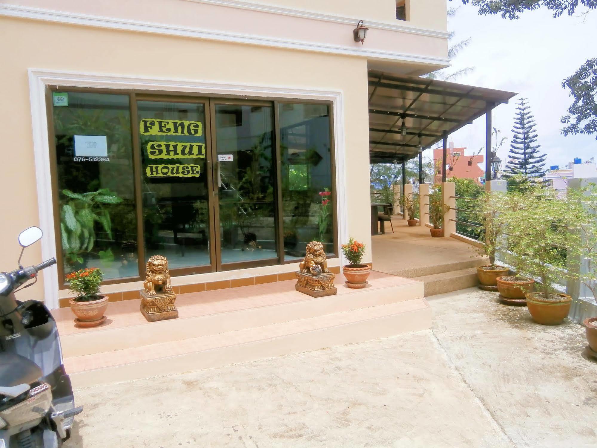 Feng Shui House Hotell Patong Exteriör bild